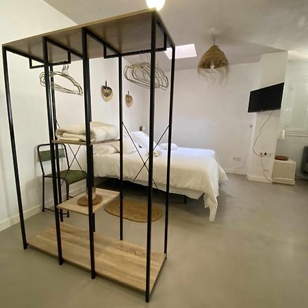 Erizo 3 Loft Diafano En El Centro Historico Apartman Tarifa Kültér fotó